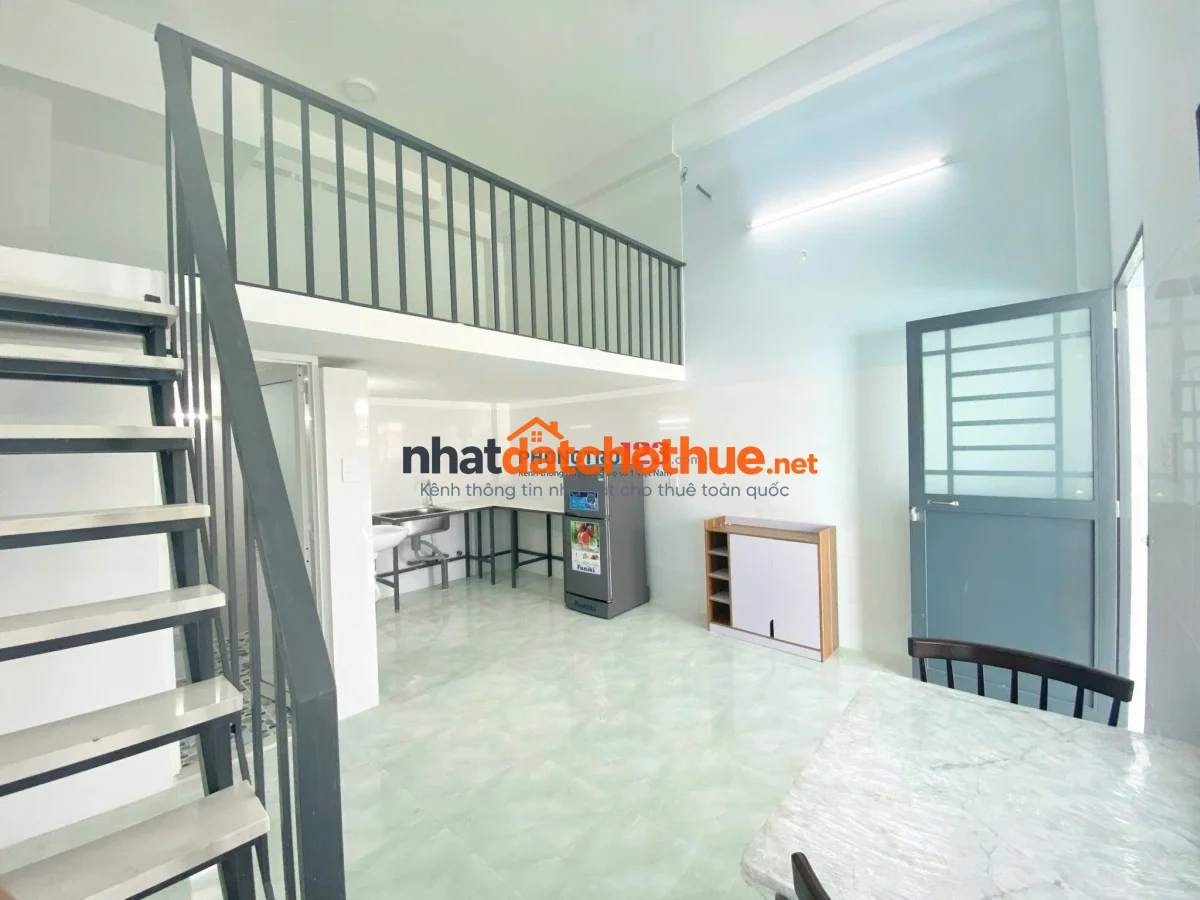 CHỈ 4TR8 - GÁC CAO M8, RỘNG 35M2, CỬA SỔ TRỜI THOÁNG - 5 PHÚT ĐI TRẦN NÃO, MAI CHÍ THỌ, SALA