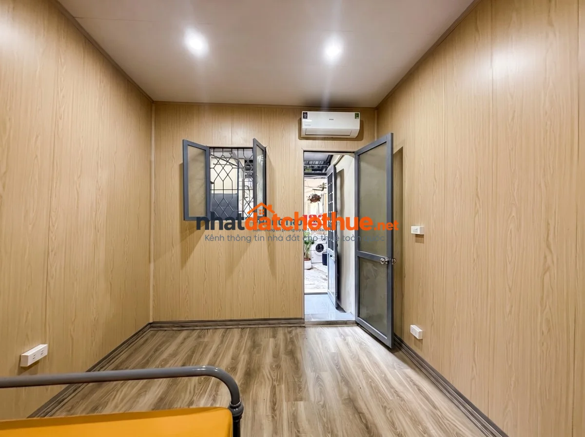 CC cho thuê phòng trọ dành cho sinh viên khép kín 15m2 Lê Duẩn, Ba Đình, điện nước giá nhà nước