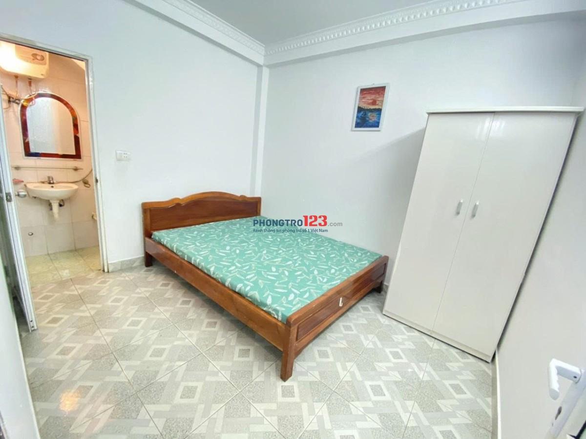 Nhà số 639 Phúc Diễn , Nam Từ Liêm⏰ Đang trống PHÒNG 102 vskk giá 2,2 tr 1