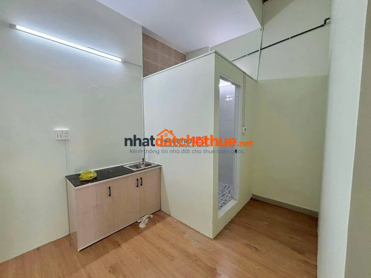 Cho thuê căn 2 phòng ngủ , full nội thất