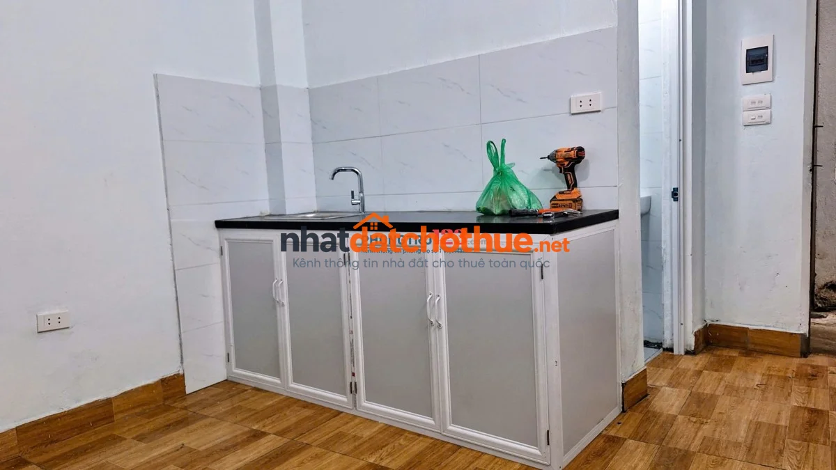 Cho thuê phòng trọ 2 tầng khép kín 24m2