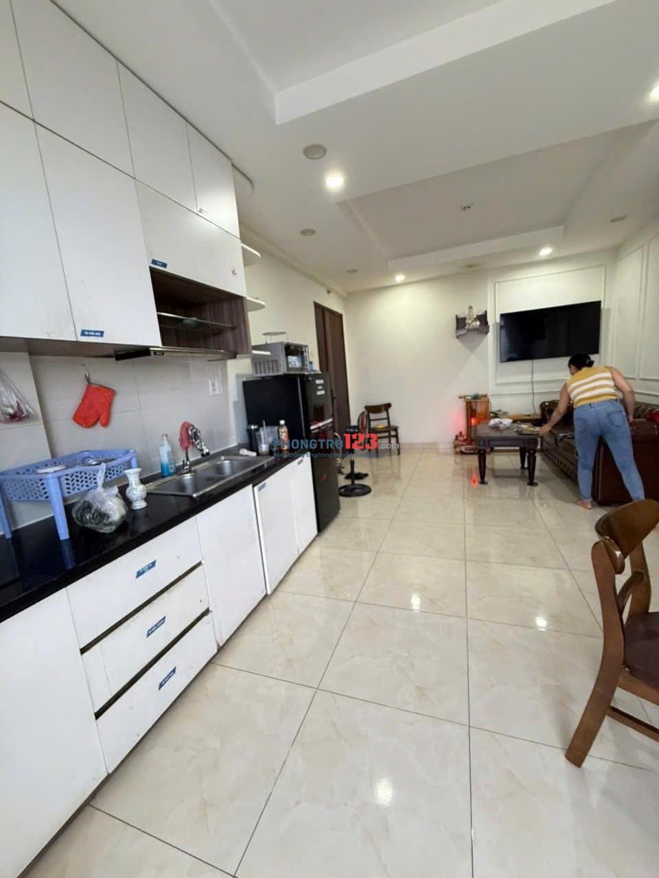 Chung cư Phú Thạnh, Nguyễn Sơn, TP: 3p ngủ, full NT, nhà mới, 10triệu 1