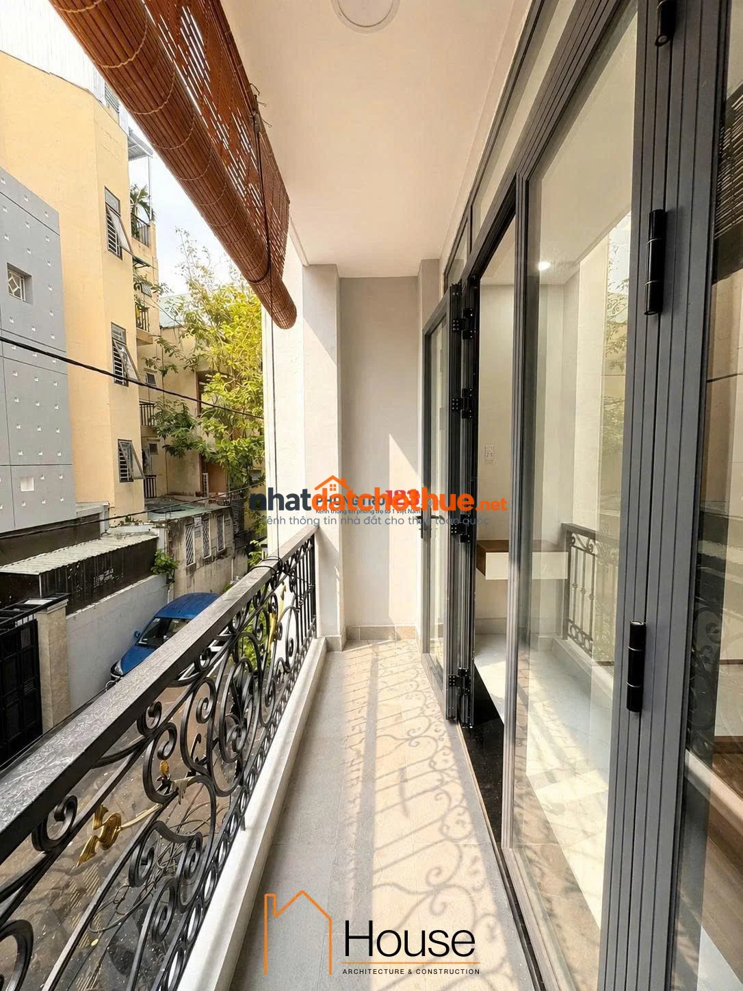 Cho thuê Phòng ban công 40m2 cách Đại học Ngoại Thương, GTVT 10 phút 1