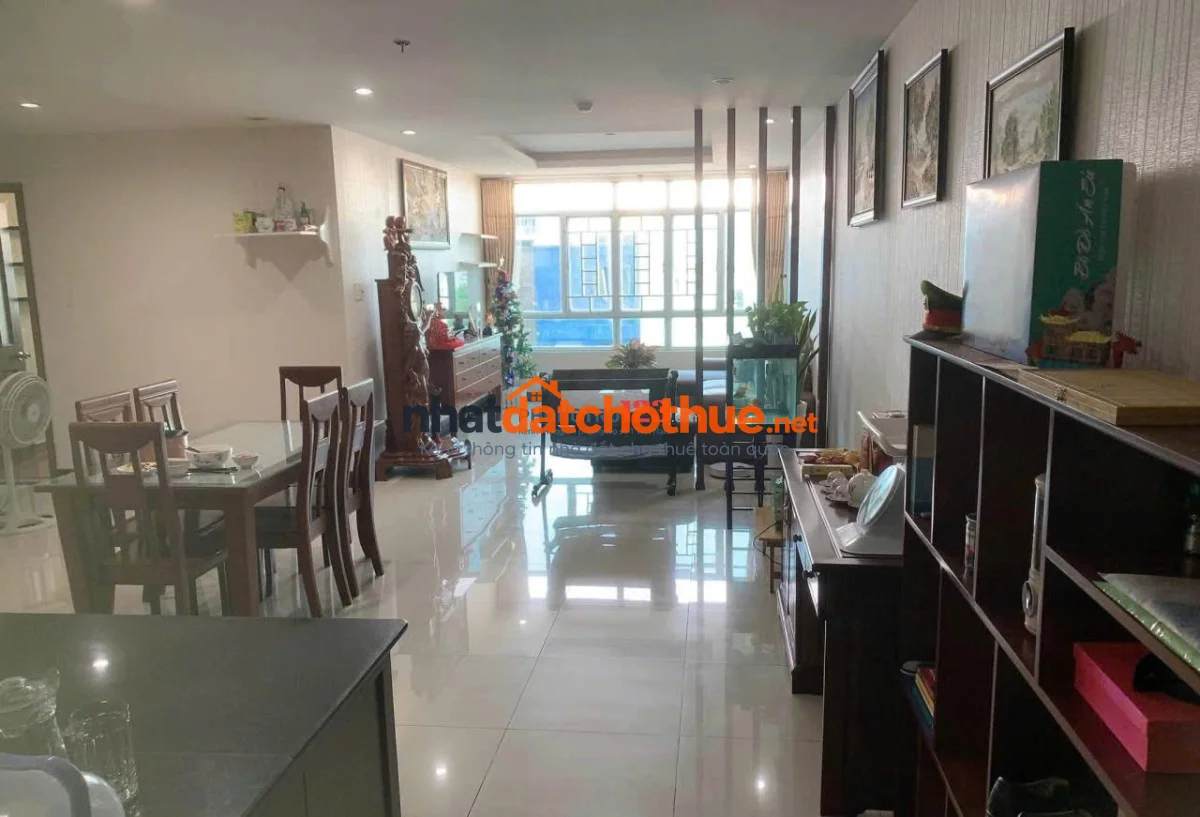 Chung cư Screc, Trường Sa, Q3: 2p ngủ, 68m2, full NT, 12triệu 1