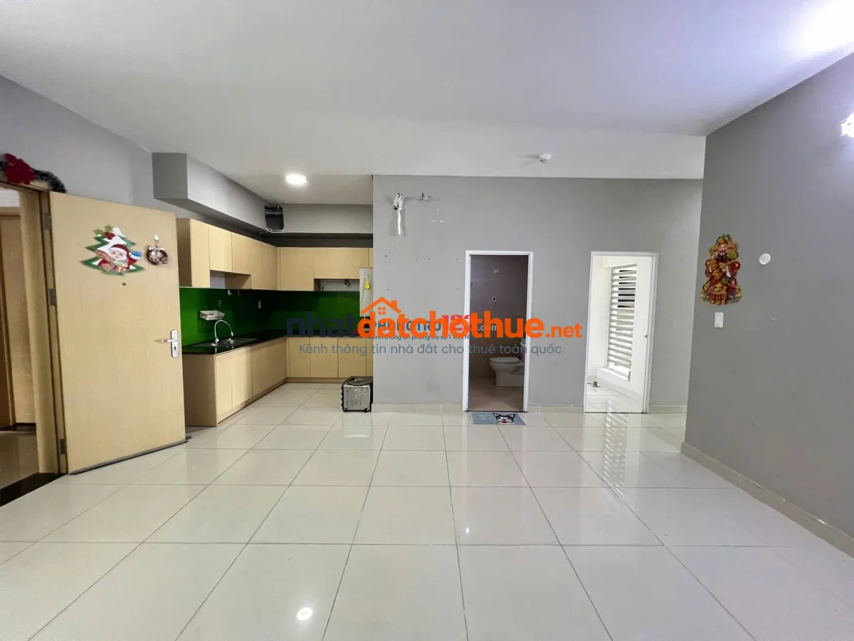 Cho thuê chung cư Hoa Sen, 262 Lạc Long Quân - 3PN, 110m2 giá thuê 14tr5/tháng 1