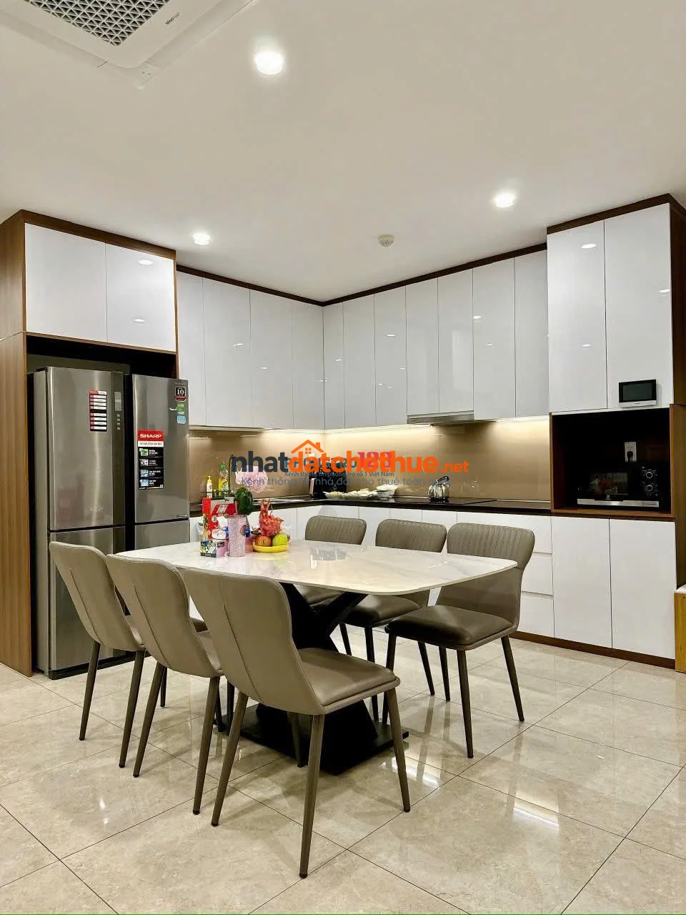 Chung cư Nguyễn Kim, Nhật Tảo, Q10: 3PN, full NT, 15triệu 1