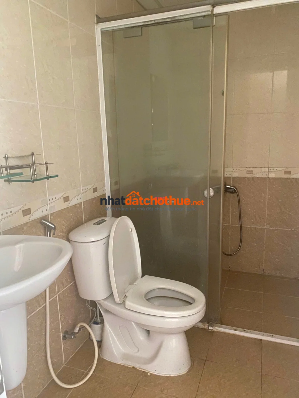 Giá 11tr/tháng căn 2p ngủ- C/c Nguyễn Phúc Nguyên 1