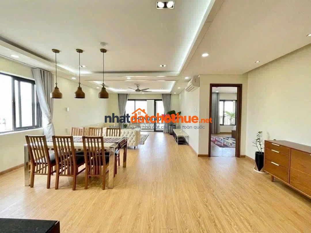 Chung cư Satra-Phan Đăng Lưu- Penhouse 200m2, 4p ngủ, giá 50tr/tháng 1