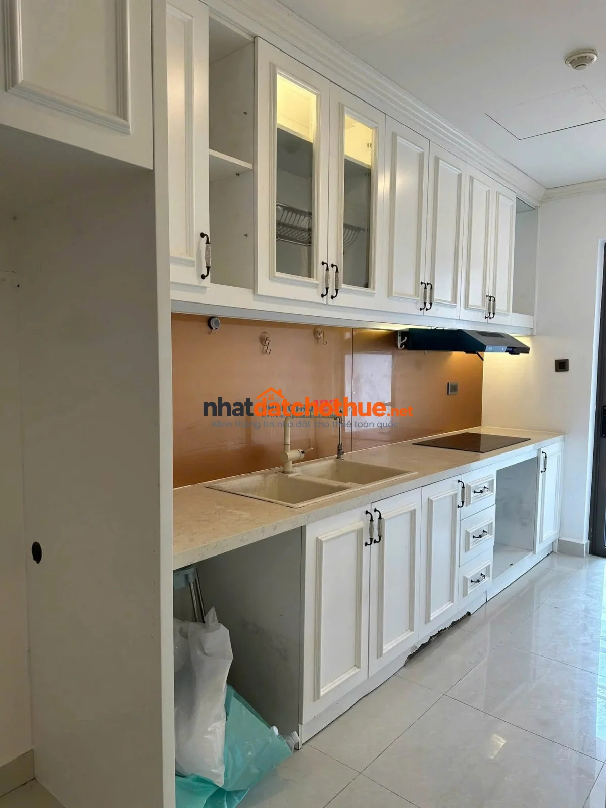Cho thuê căn góc, 3PN, giá thuê 17tr/th chung cư Richmond City, Nguyễn Xí 1