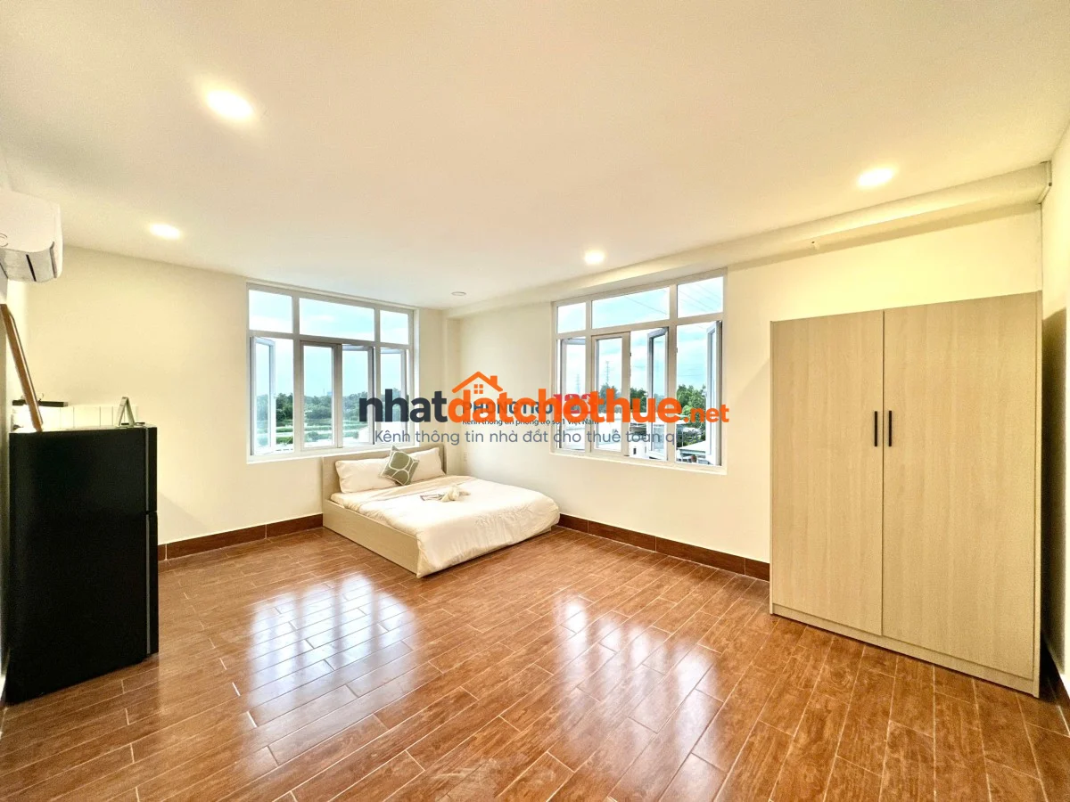 STUDIO 35M2 MỚI XÂY CÓ THANG MÁY, FULL NT NGAY VHU, UEH, PARCMALL QUẬN 8
