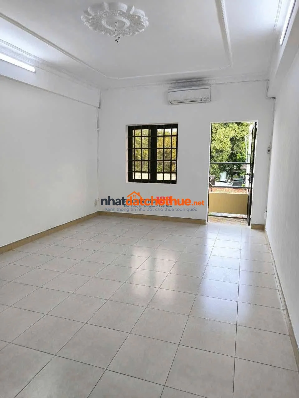 Cho thuê chung cư Hoàng Sa - Quận 3 Ko Nội Thất 2PN, 79m2 giá thuê 10,5 tr/th. 1