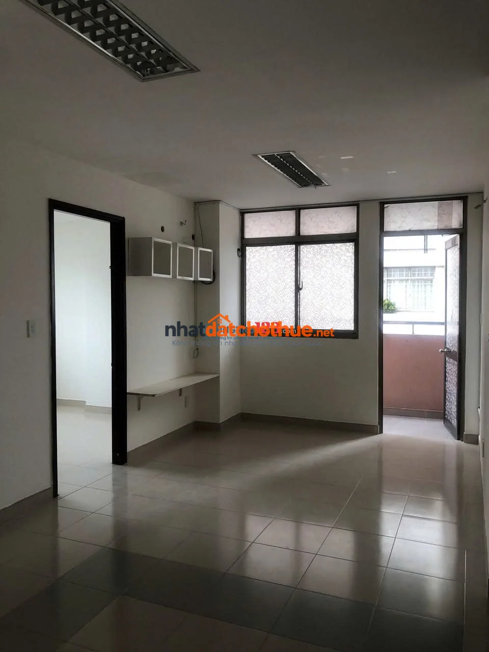 Chung cư Cách Mạng Tháng 8-Quận 3, Ko Nội Thất- 2PN, giá 10,5 tr/th. 1