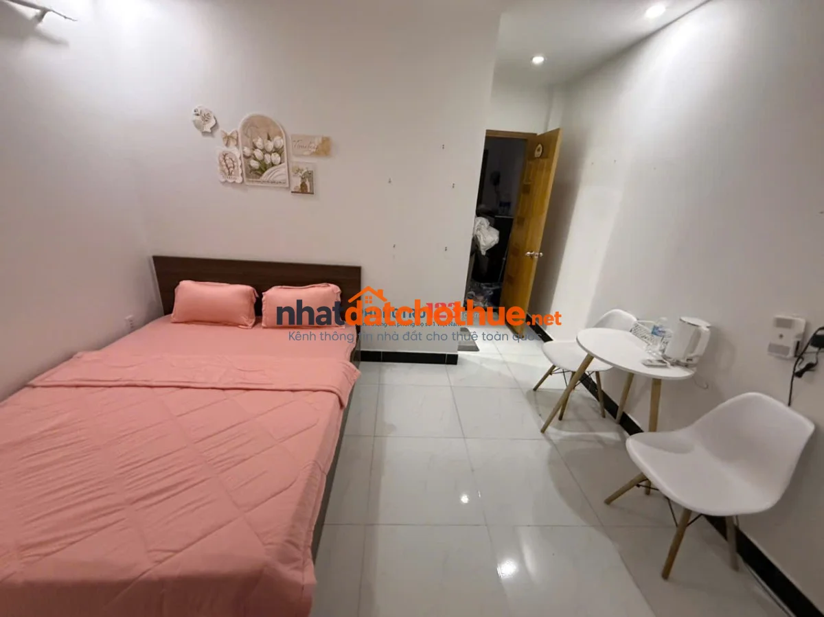 Cho thuê phòng có nội thất, ban công tại 14/9A Chánh Hưng, SLEEPBOX full nôi thất giá rẻ 1tr6