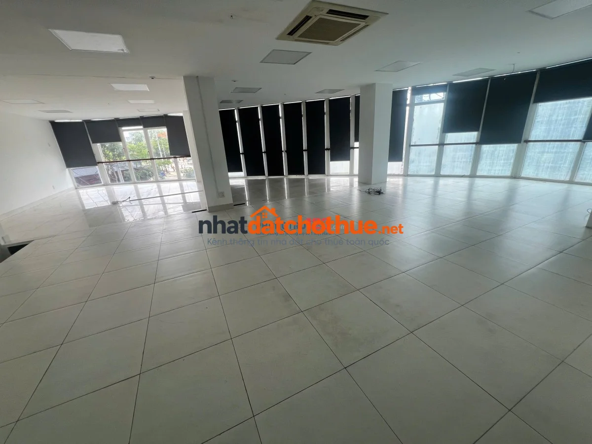 CHO THUÊ MẶT BẰNG - TẦNG 2 TÒA NHÀ VIETCOMBANK - KDC TRUNG SƠN