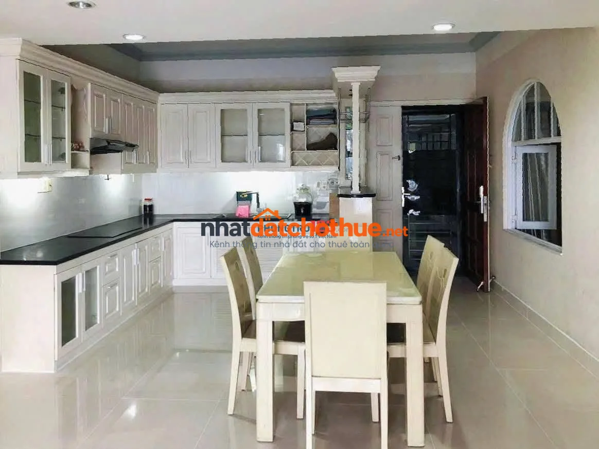Căn góc C/c Khuông Việt 105m2, 3PN, đầy đủ nội thất giá 15 Tr/th 1