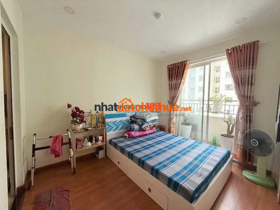 Chung cư Hoa Sứ, P7, PN: 75m2, đầy đủ NT, 2PN, 12triệu 1