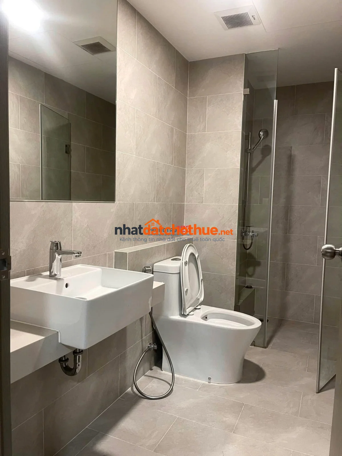 Chung cư Bảy Hiền cho thuê 3p ngủ- NTCC-96m2 giá 14tr/tháng