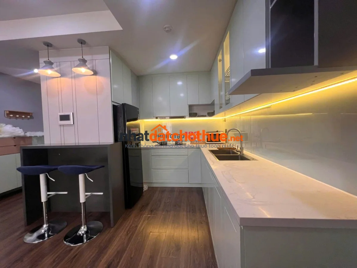 Chung cư The Flemington (Quận 11) căn hộ 96m2- 3 phòng ngủ giá 22tr/tháng.