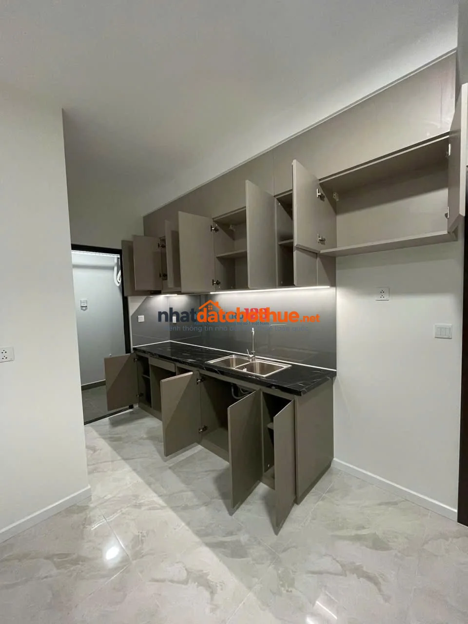 Central Plaza- 91 Phạm văn Hai- 2p ngủ 70m2 giá 13tr/tháng