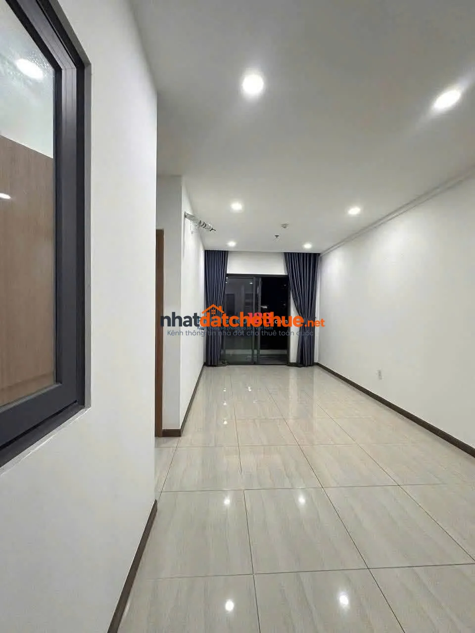 CC The Parkland, Nguyễn Thị Búp, Q12: 2PN, NTCB, 6,5tr, cọc 1 tháng