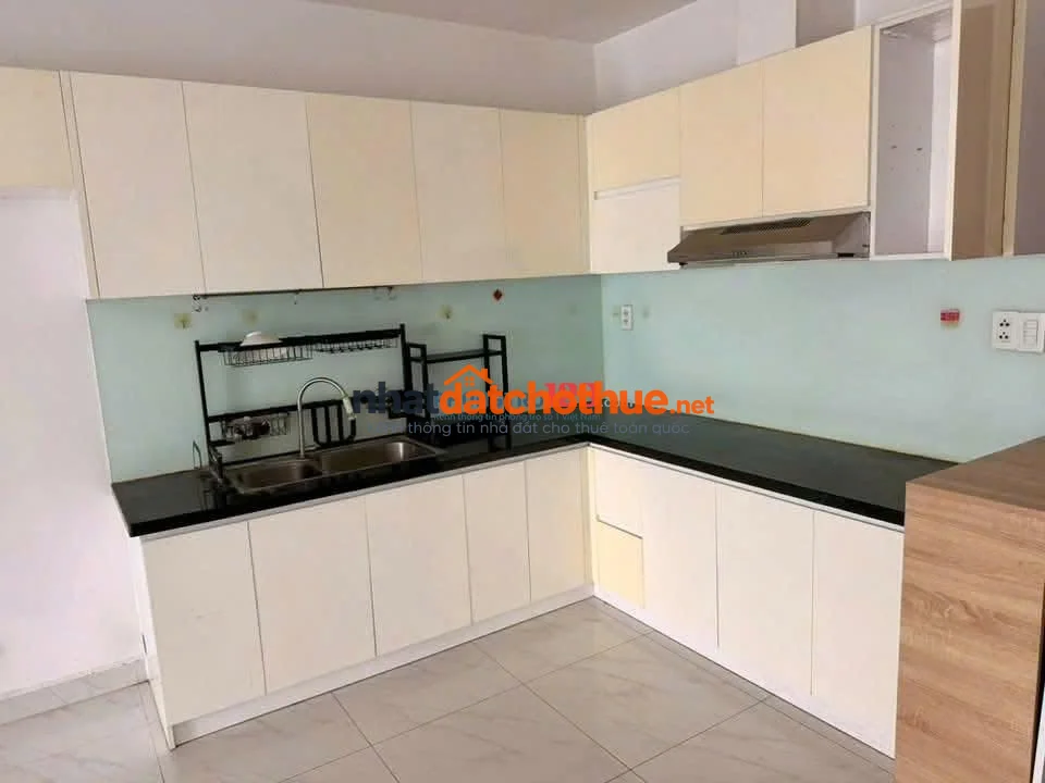 C/c Cao Cấp Res Green-Căn Góc 3PN, (ko NT, có 3 máy lạnh) giá 13.5 tr/th)