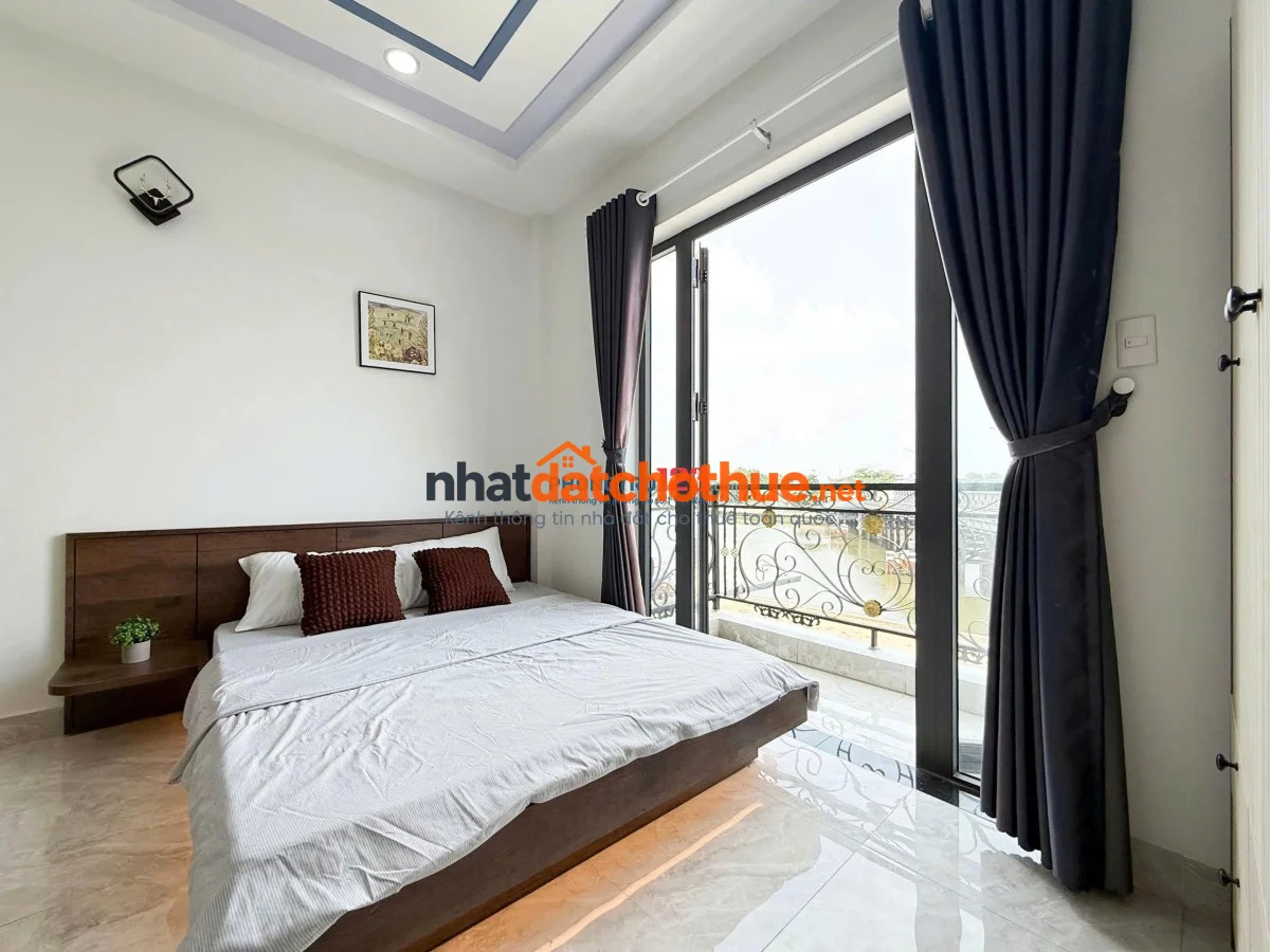 STUDIO 26 TRẦN BÁ GIAO – FULL NỘI THẤT, CÓ BAN CÔNG THOÁNG MÁT