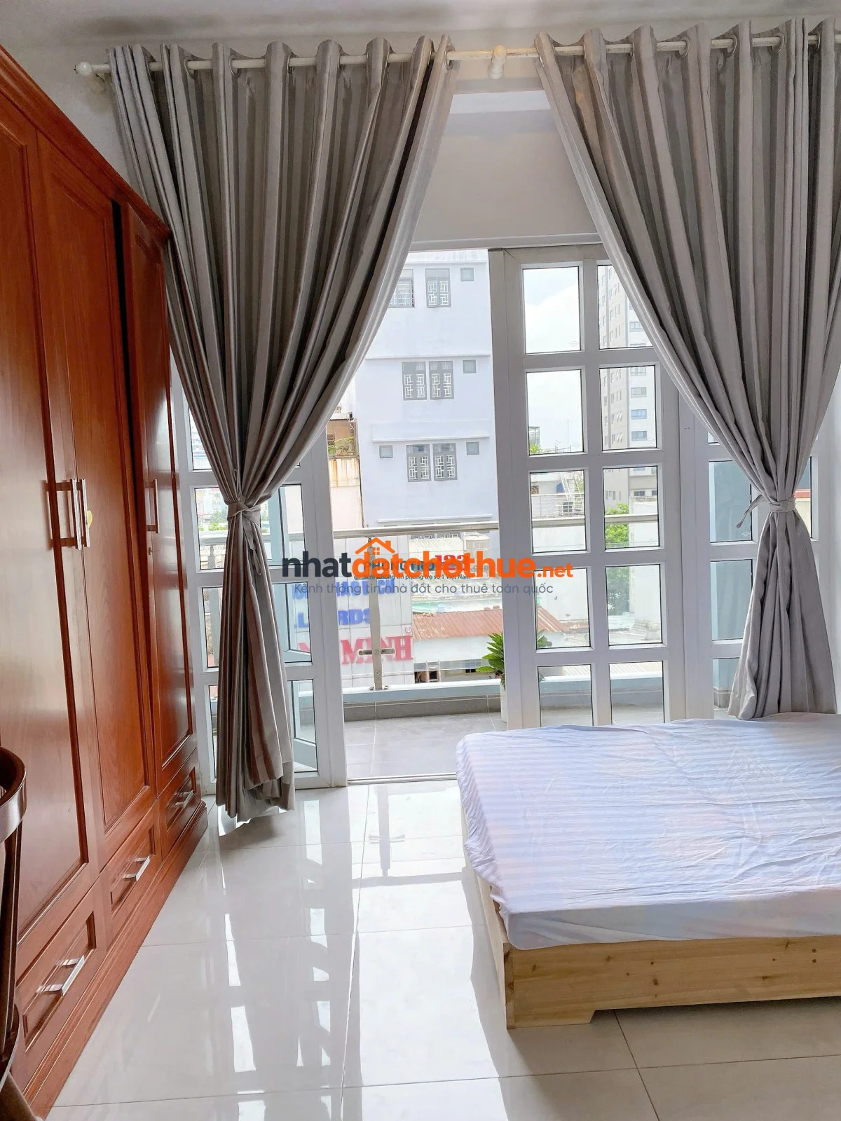 CĂN HỘ CÓ BAN CÔNG RỘNG THOÁNG MÁT FULL NỘI THẤT NGUYỄN VĂN THƯƠNG BÌNH THẠNH, SÁT ĐH HUTECH UEF Q1
