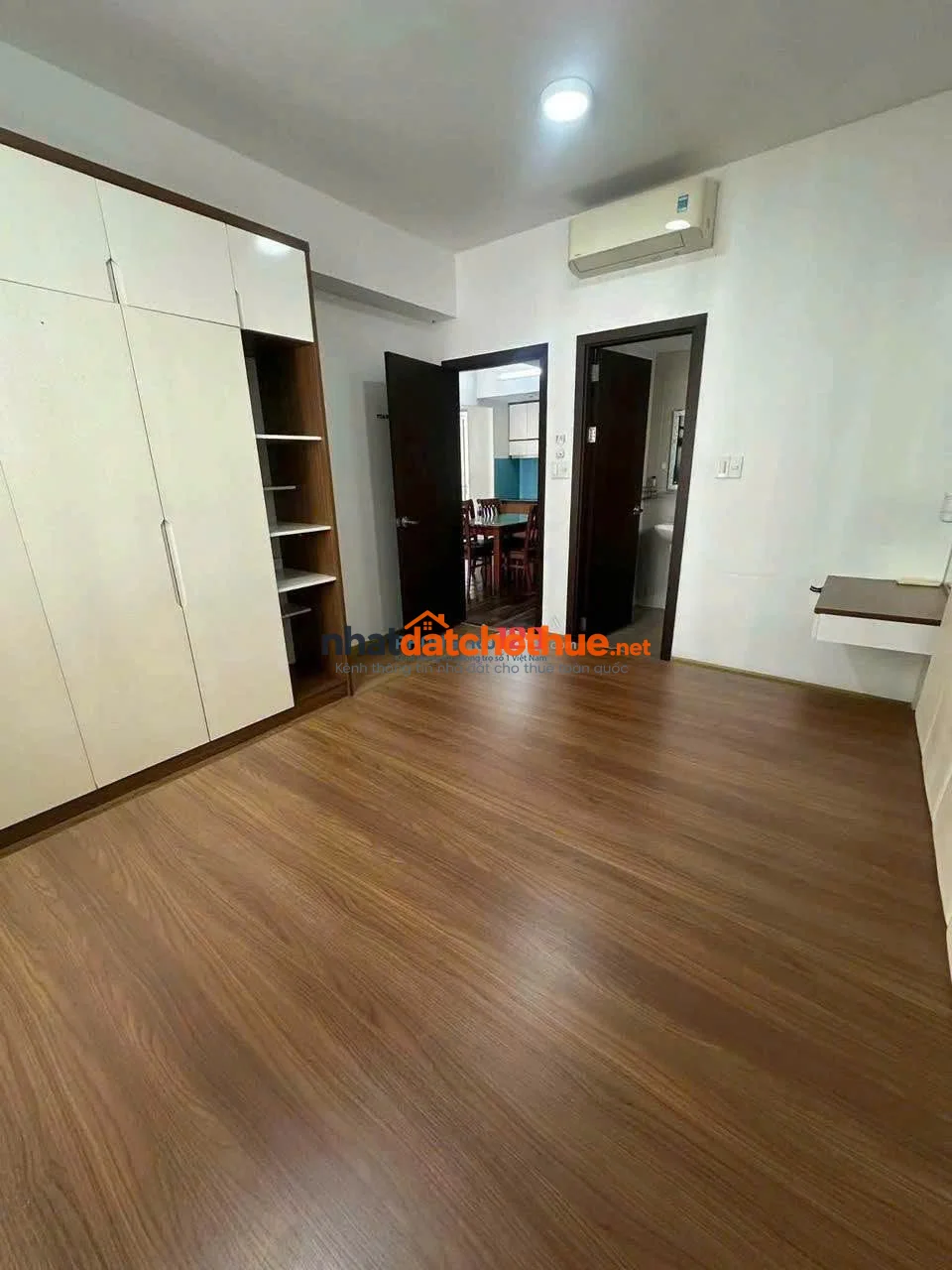Chung cư Moscow Tower căn 3p ngủ,2wc- không nội thất, giá 8tr/tháng