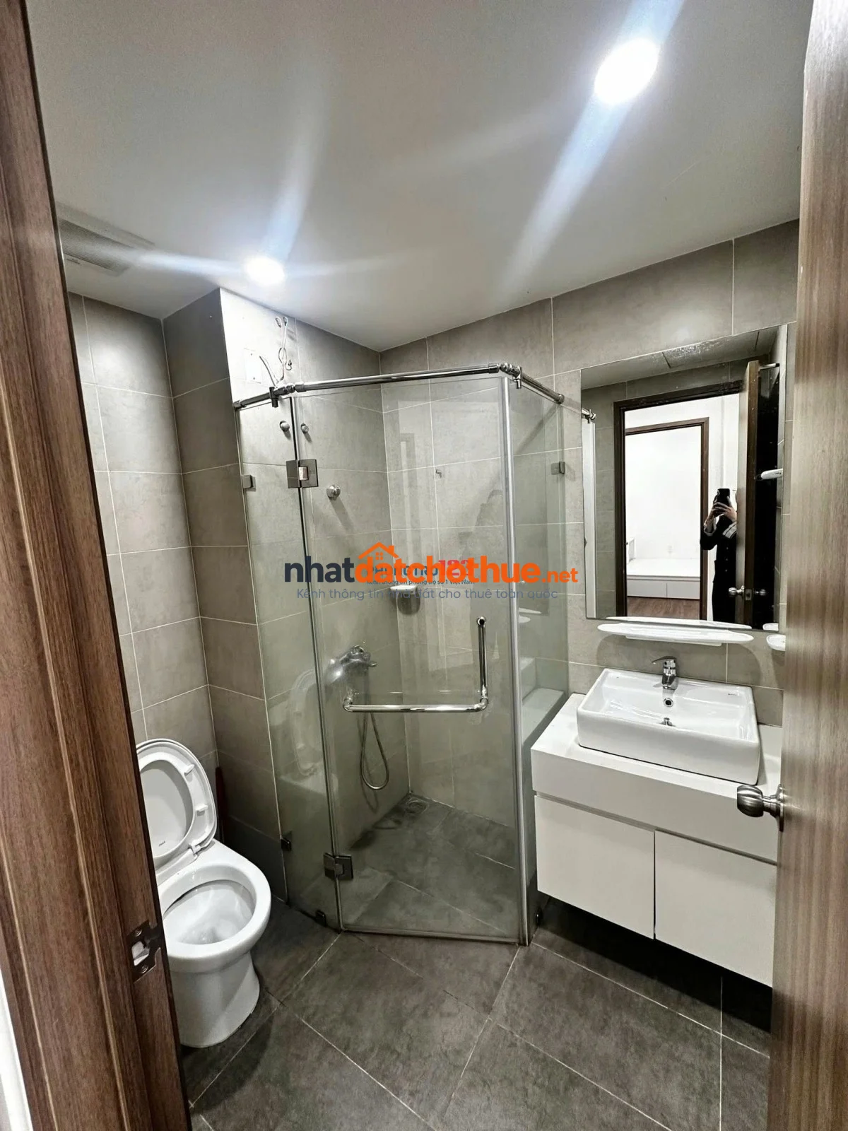 Cho thuê Cao ốc Phú Nhuận -căn hộ 105m2-3p ngủ, giá 17tr/tháng.