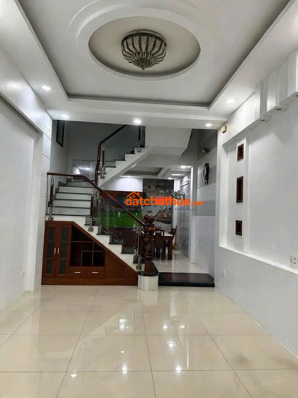 Nhà nguyên căn 2PN,2Wc trước nhà có thể KD nhỏ,đường ô tô Q. Phú Nhuận