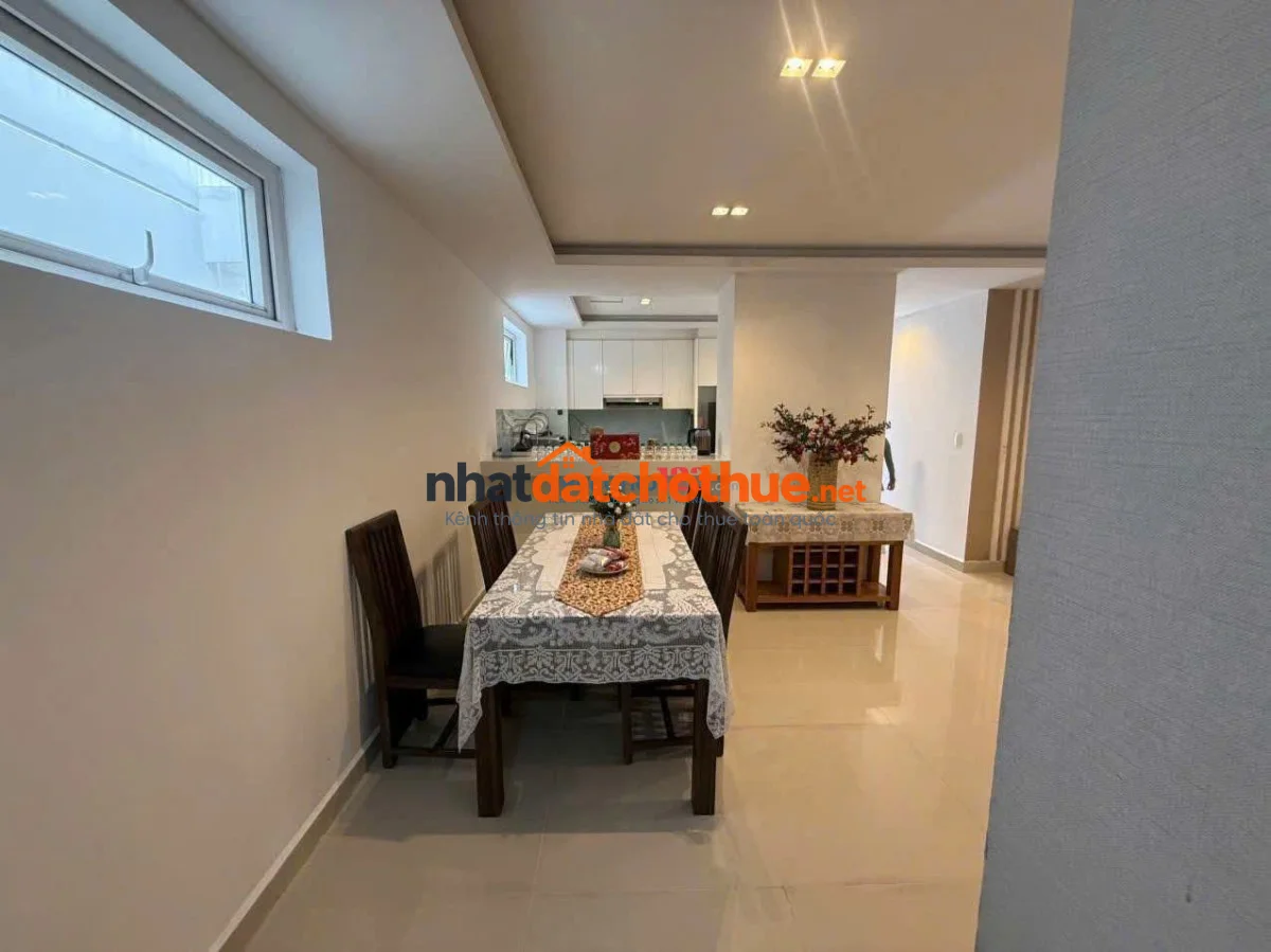 Chung cư Ruby, Nguyễn Sỹ Sách, TB: 87m2 2PN, Full NT. Giá 9TR 1