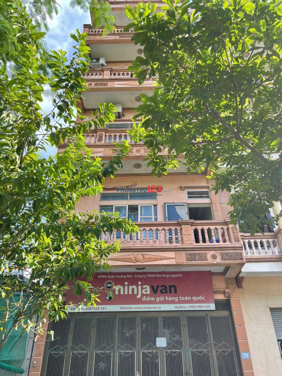 Nhà 5 tầng chia thành các phòng ,cho thuê làm nhà trọ tại Ngõ 70 Phố Hưng Thịnh- Yên Sở.