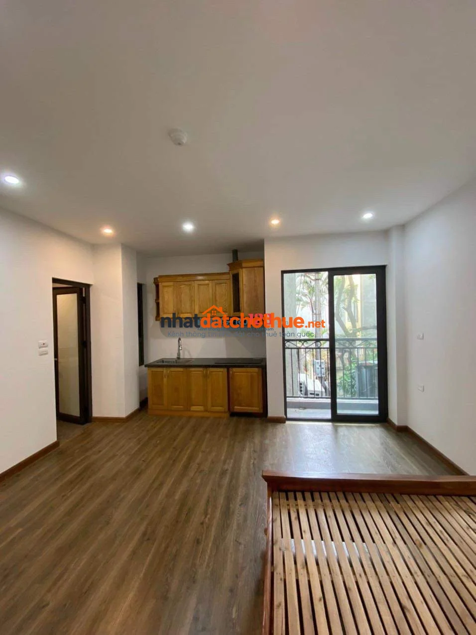 GÓC NHƯỢNG PHÒNG - Mình cần pass phòng CCMN 445 LẠC LONG QUÂN, đầu tháng 11 vào ở, full đồ 1