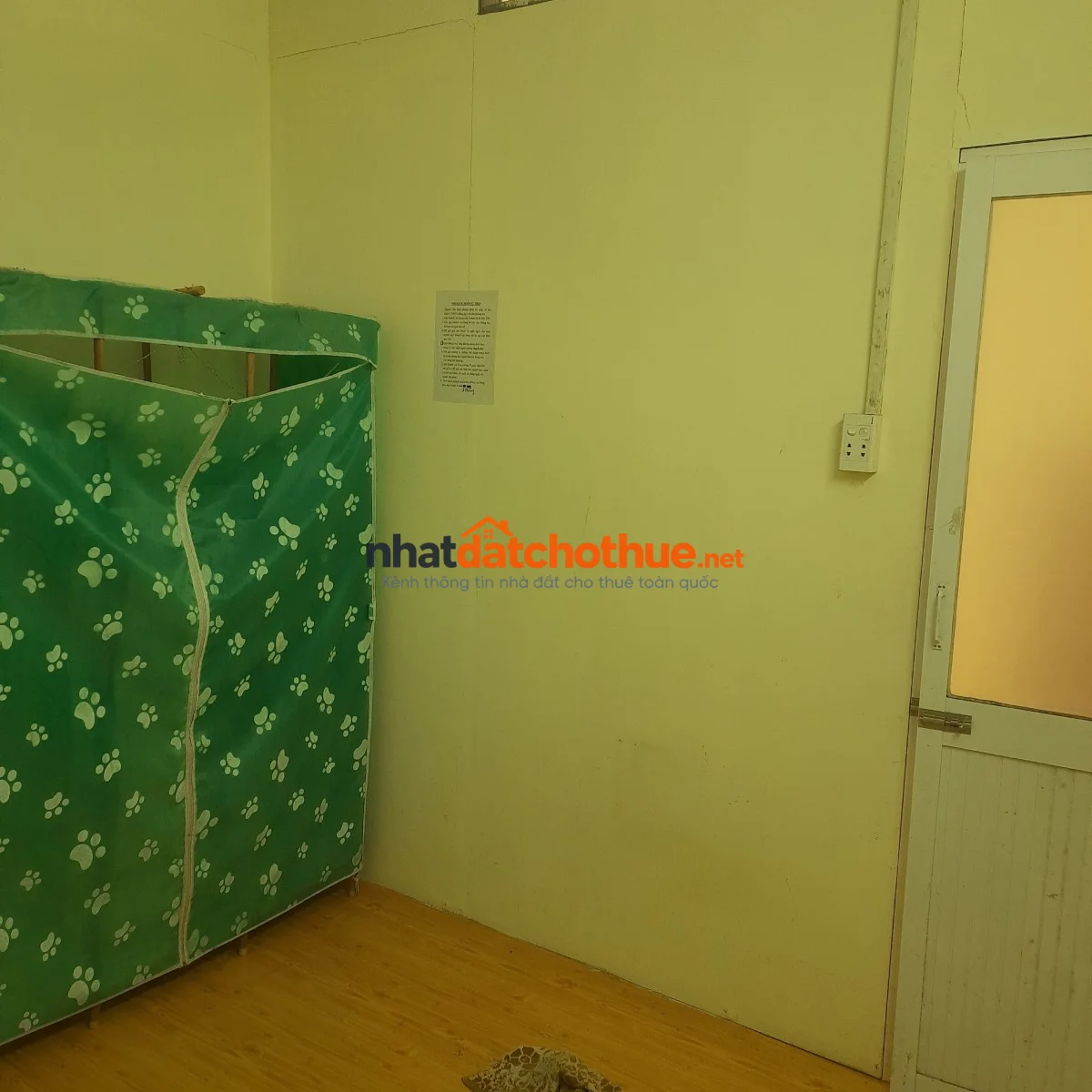 Phòng trọ sinh viên Đại học Bách Khoa, toilet chung, đường số 3 Cư xá Lữ Gia