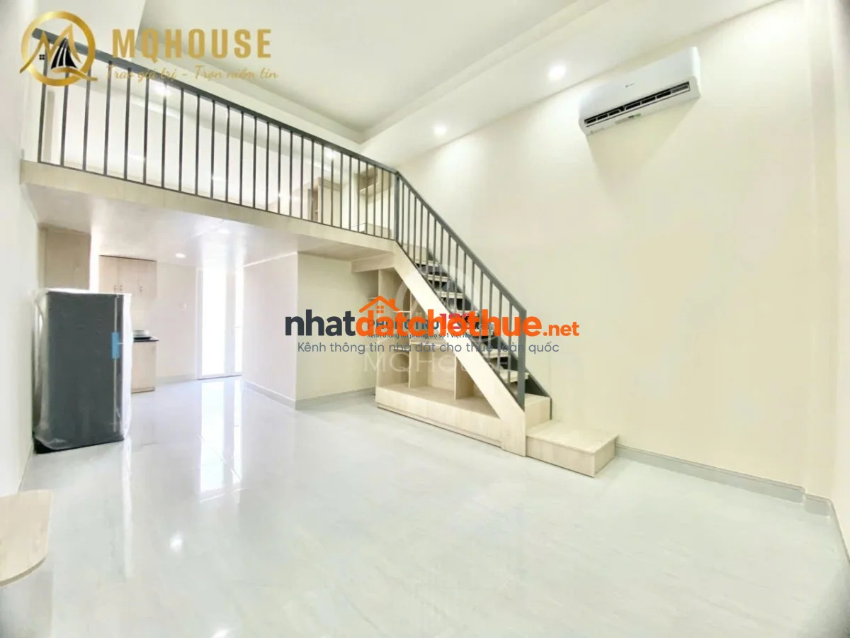 DUPLEX BAN CÔNG CỰC THOÁNG - RỘNG 40M2 GẦN ĐH BÁCH KHOA GIÁP TÂN BÌNH 1
