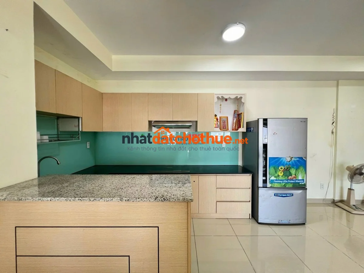 Chung cư Oriental 685 Âu Cơ cho thuê căn 3PN, không nội thất giá 13tr5/tháng