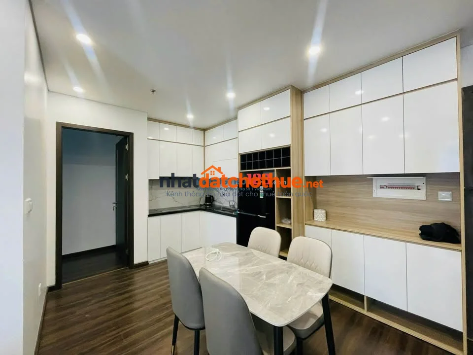 Cho thuê C/c Oriental Plaza, 685 Âu Cơ - 2PN, Full NT giá thuê 14tr/tháng 1