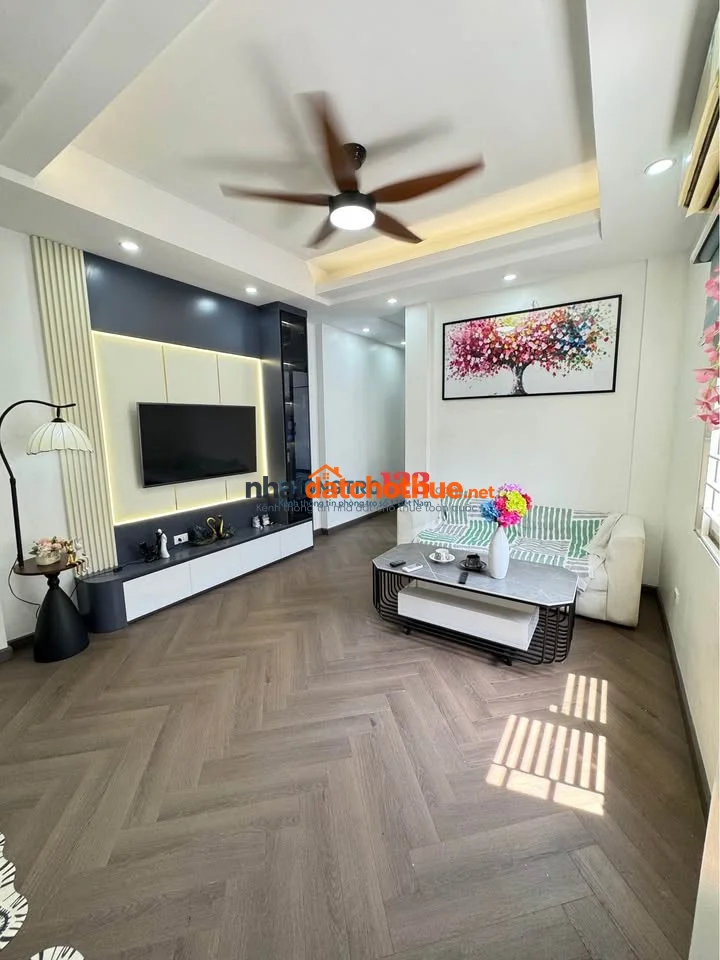 Cho thuê C/c Central Plaza, Phạm Văn Hai - Nhà đẹp giá chỉ 14tr/tháng