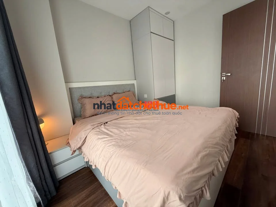 Cho thuê C/c Sky Center, 16 Phổ Quang cho thuê căn 3PN giá thuê 18tr/tháng