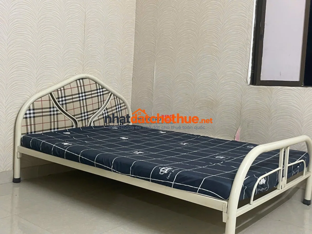 Phòng kí túc xá , gần cao đẳng kinh tế