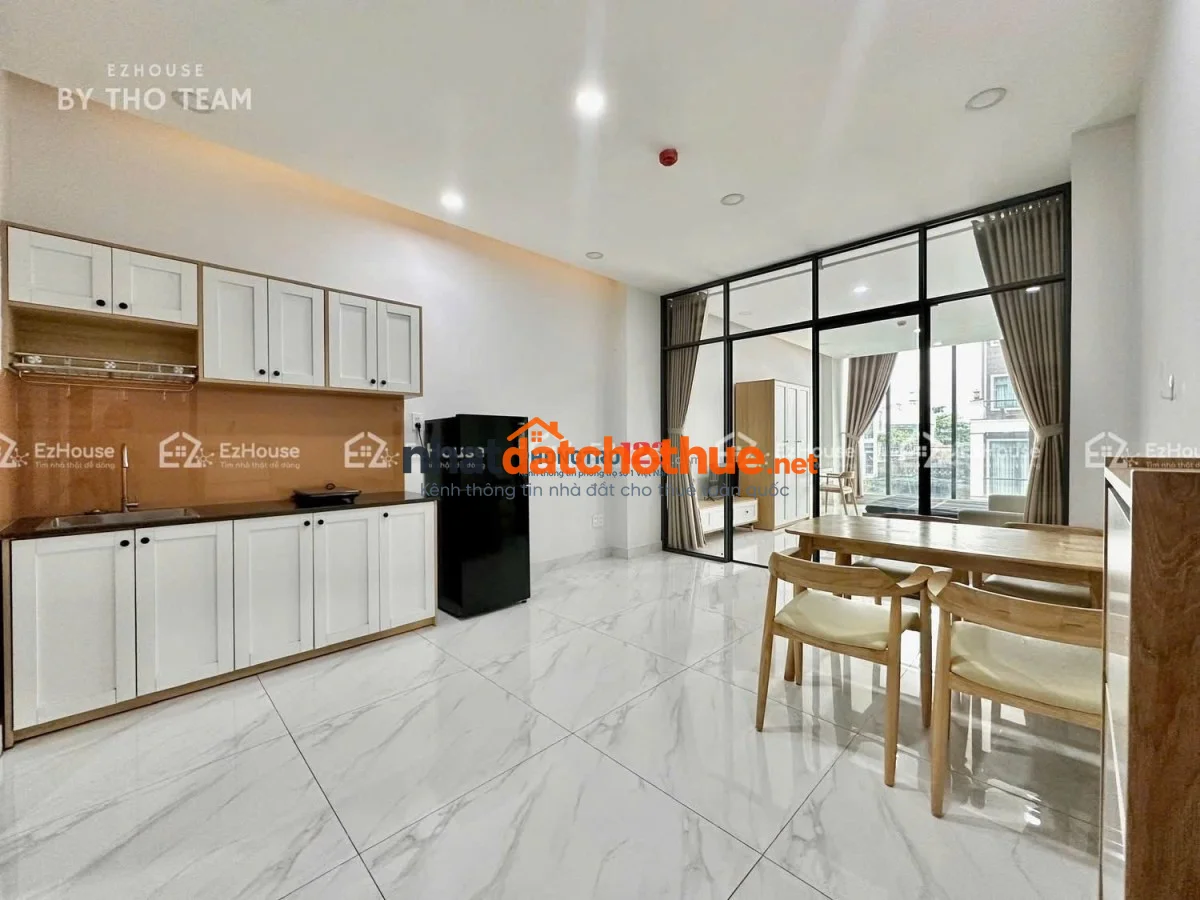 CĂN HỘ DỊCH VỤ SIÊU RỘNG - TÁCH BẾP - CỬA SỔ TRỜI NHIỀU ÁNH SÁNG NGAY TẠI DƯƠNG QUẢNG HÀM