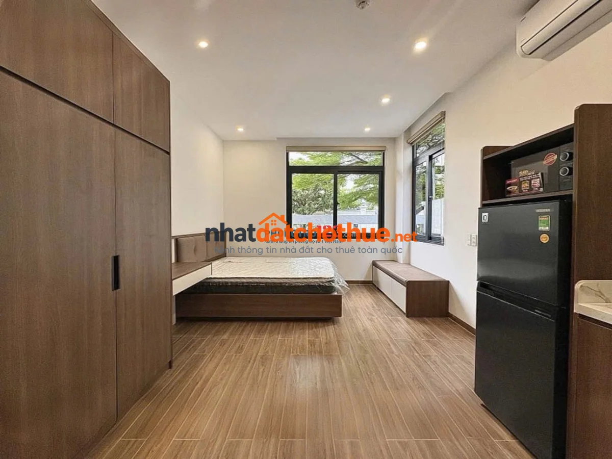 Cho Thuê Căn Hộ Siêu Phẩm Hiện Đại Full Nội Thất ngay Lý Chính Thắng