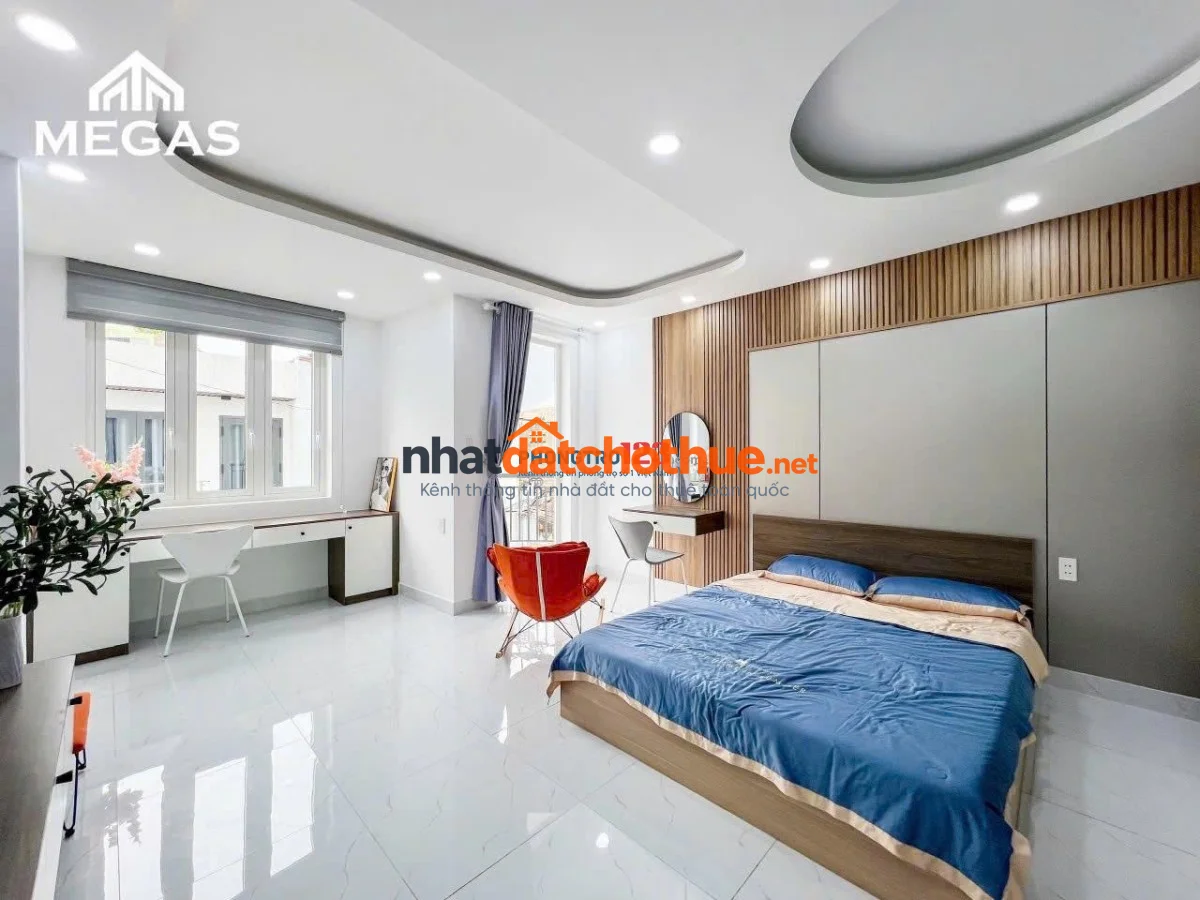 PHÒNG MỚI SIÊU RỘNG 45m2 BAN CÔNG THOÁNG KẾ BỜ KÈ GIÁP QUẬN 1,3 - PHAN XÍCH LONG, PHÚ NHUẬN