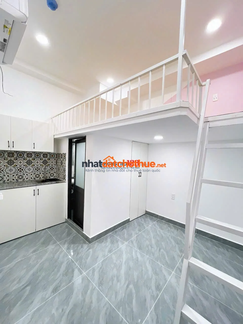 Duplex cửa sổ trời full nội thất 1