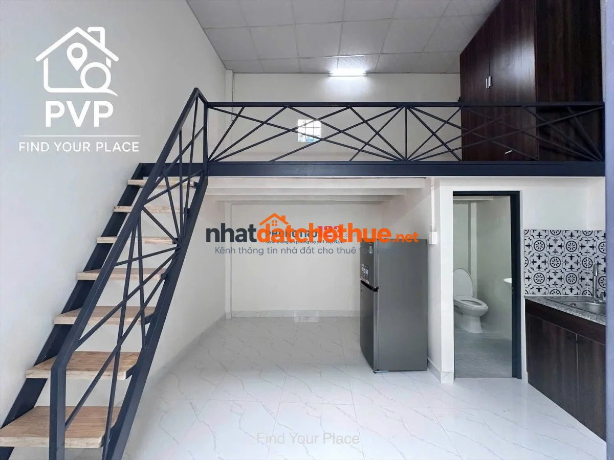 Phòng trọ Duplex ban công siêu rộng 1