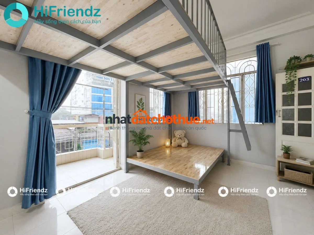 Chỉ còn 1 phòng có gác, full nội thất,ban công, gần ngã tư Hàng Xanh, tiện đến ĐH UTH, Hutech, FTU,…