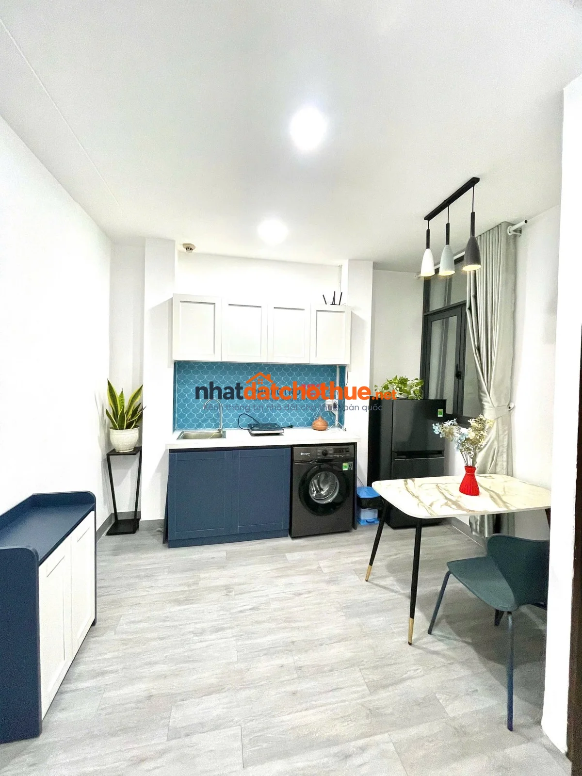 FULL NỘI THẤT SIÊU RỘNG CÓ BAN CÔNG TẠI BẠCH ĐẰNG CHƯA ĐẾN 7tr GẦN ĐH GIAO THÔNG VẬN TẢI, HUTECH…. 1