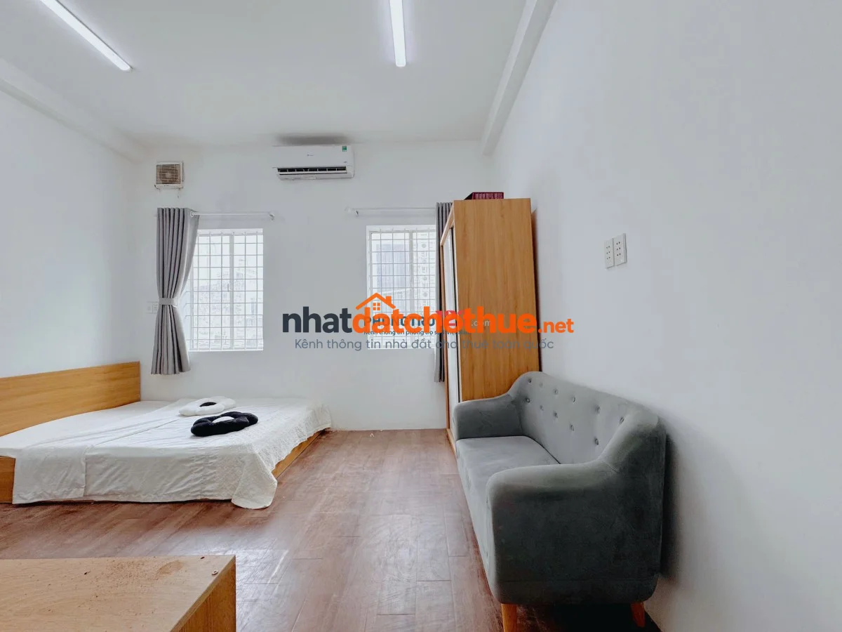 Cho thuê phòng Bình Thạnh, cửa sổ thoáng, máy giặt riêng gần ngã tư hàng xanh UTH FTU2 1
