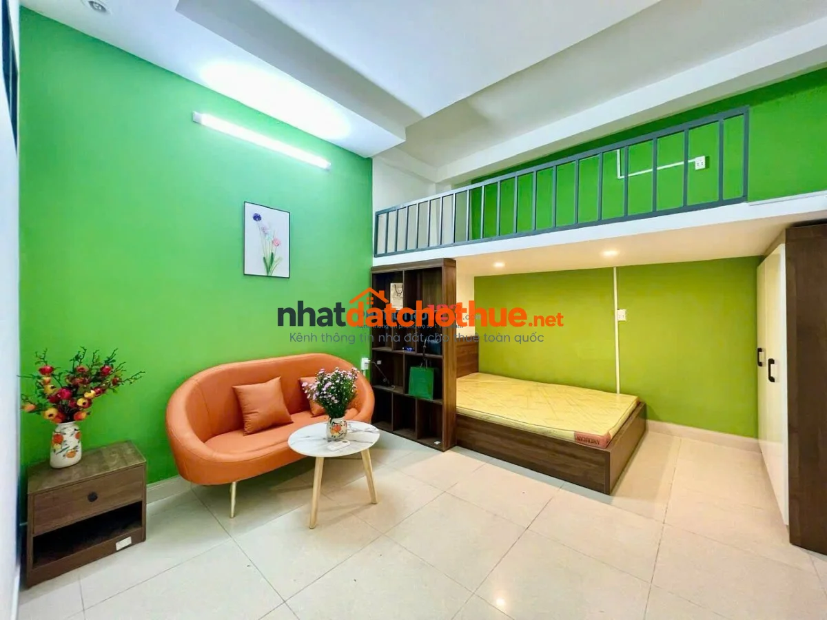 PHÒNG CÓ GÁC CAO TÁCH BẾP 2 PHÒNG 4 NGƯỜI Ở VÔ TƯ ở Chu Văn An Bình Thạnh gần UTH UEF HUTECH