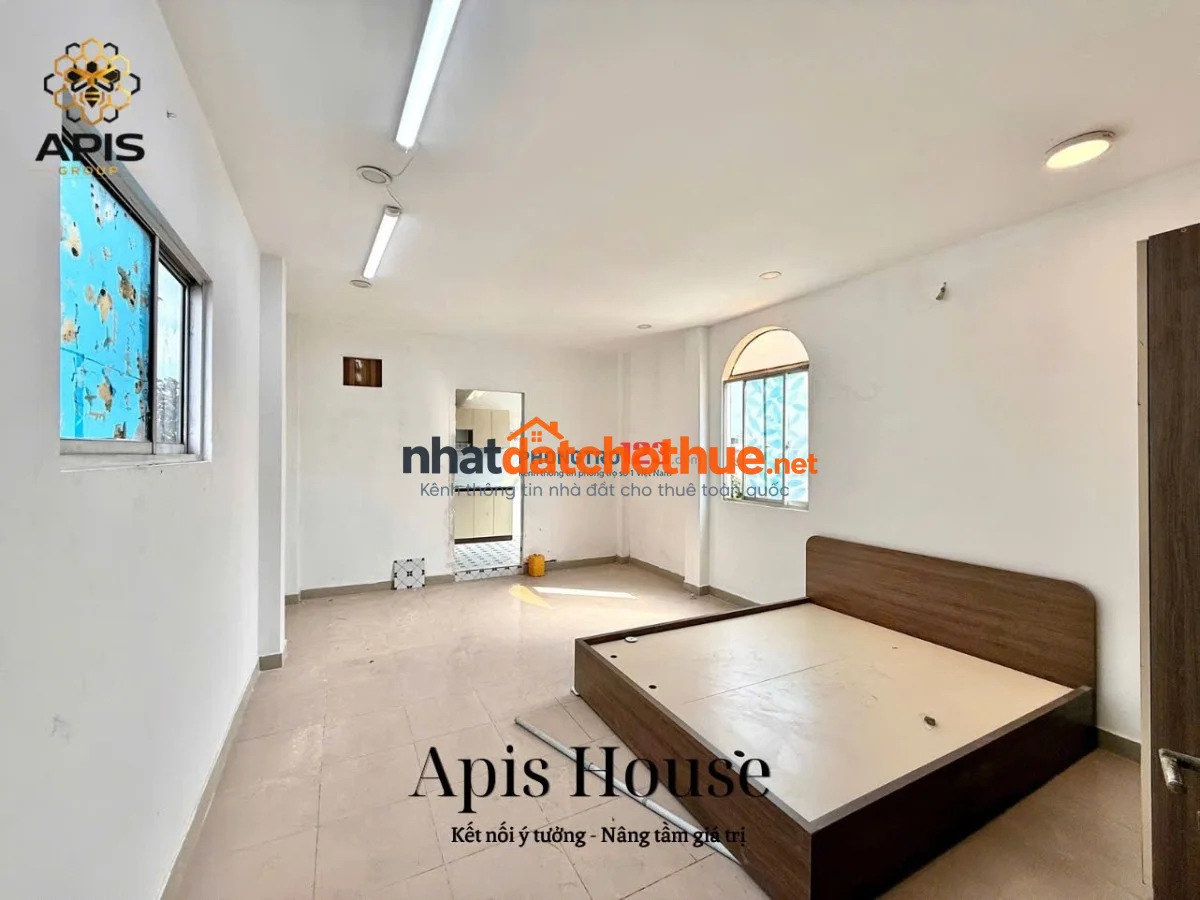 STUDIO MỚI XÂY - CỬA SỔ TRỜI - SẴN NỘI THẤT